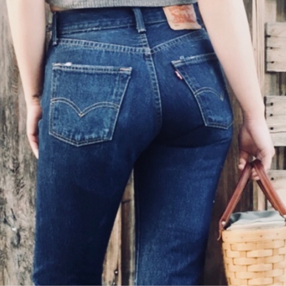 Vintage LEVI’S 550 High Waisted Mom Jeans RARE